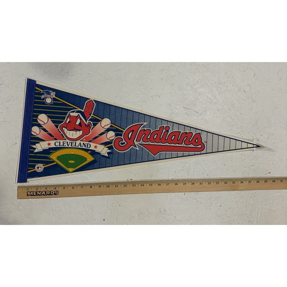 1980'S 1990'S WINCRAFT CLEVELAND INDIANS MLB BASEBALL PENNANT FLAG